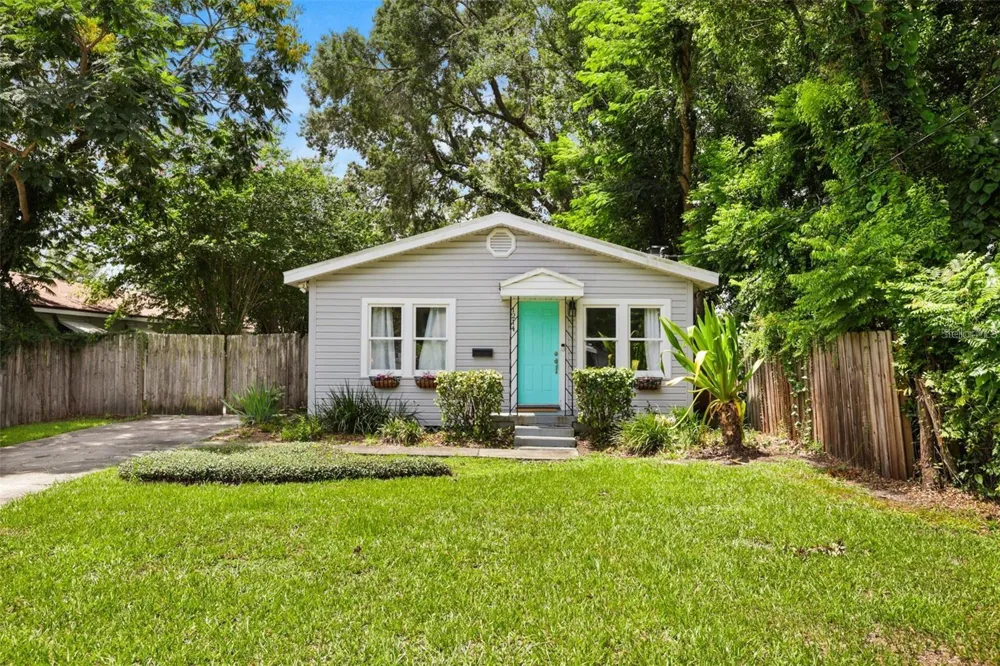 1214 E HARDING STREET Orlando, FL 32806