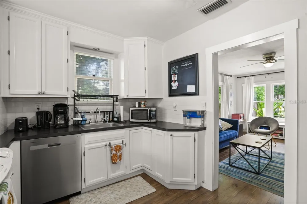 1214 E HARDING STREET Orlando, FL 32806
