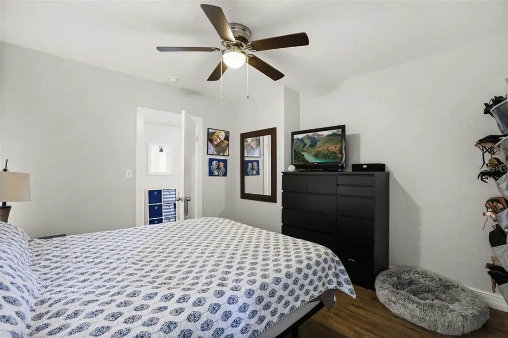 1214 E HARDING STREET Orlando, FL 32806