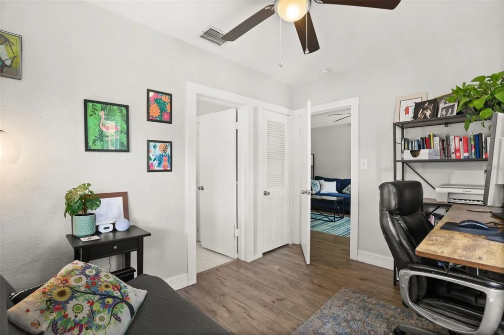 1214 E HARDING STREET Orlando, FL 32806