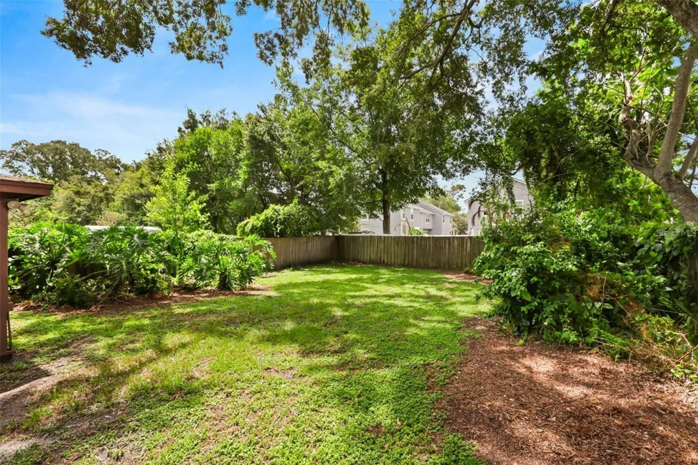 1214 E HARDING STREET Orlando, FL 32806