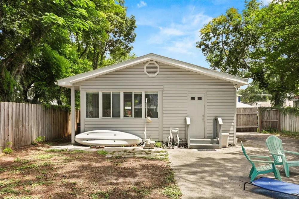 1214 E HARDING STREET Orlando, FL 32806