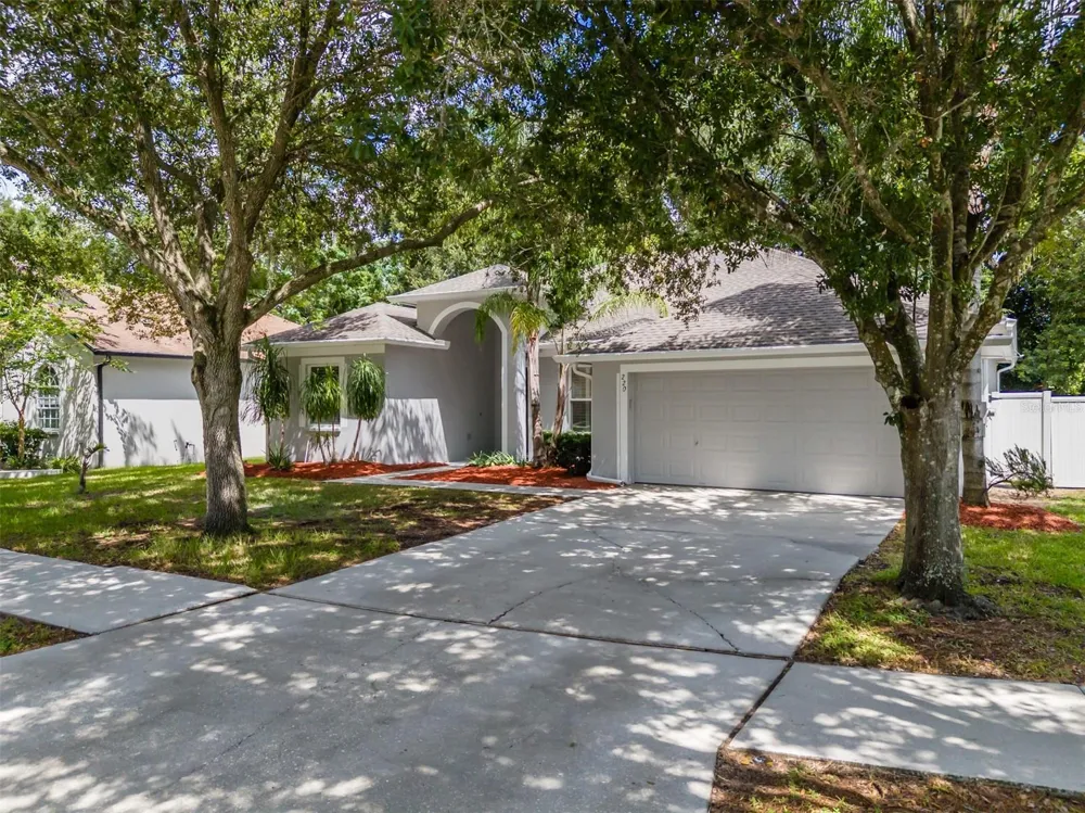 220 TAYLOR BAY LANE Brandon, FL 33510