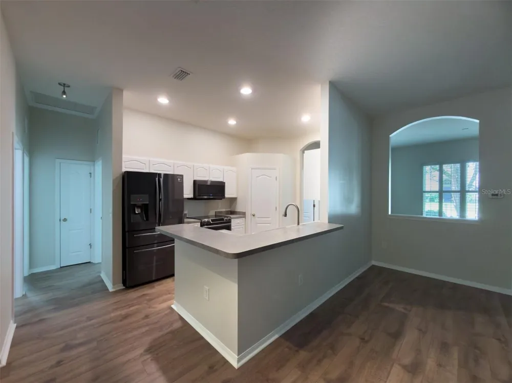 220 TAYLOR BAY LANE Brandon, FL 33510