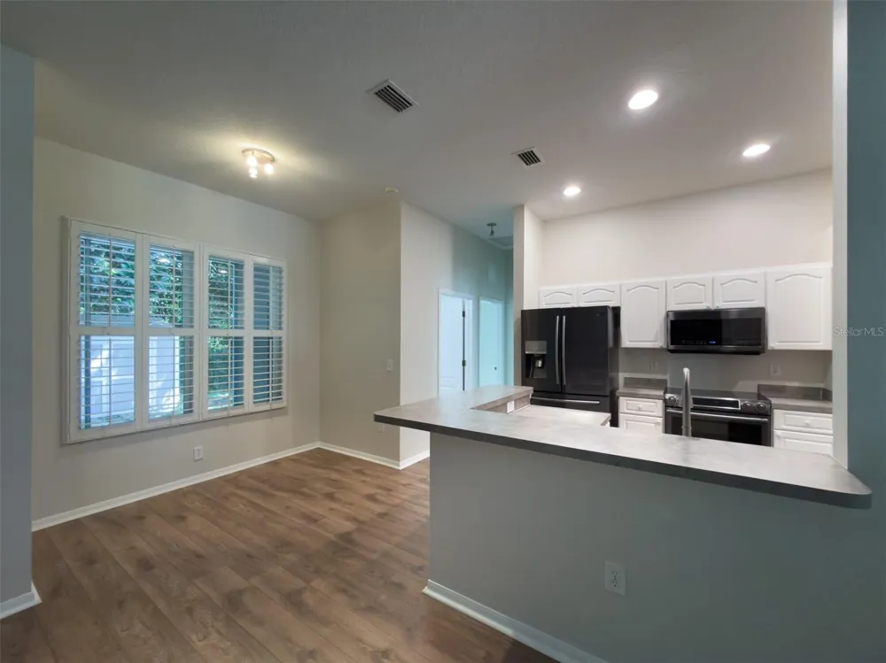 220 TAYLOR BAY LANE Brandon, FL 33510