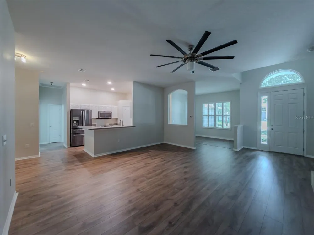 220 TAYLOR BAY LANE Brandon, FL 33510