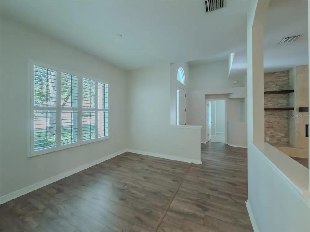220 TAYLOR BAY LANE Brandon, FL 33510