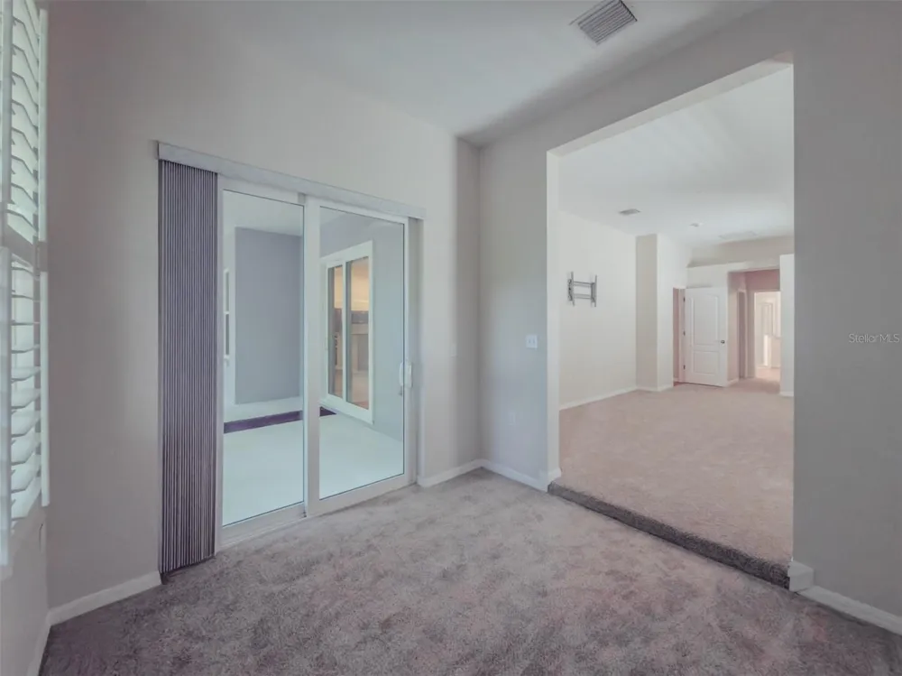 220 TAYLOR BAY LANE Brandon, FL 33510