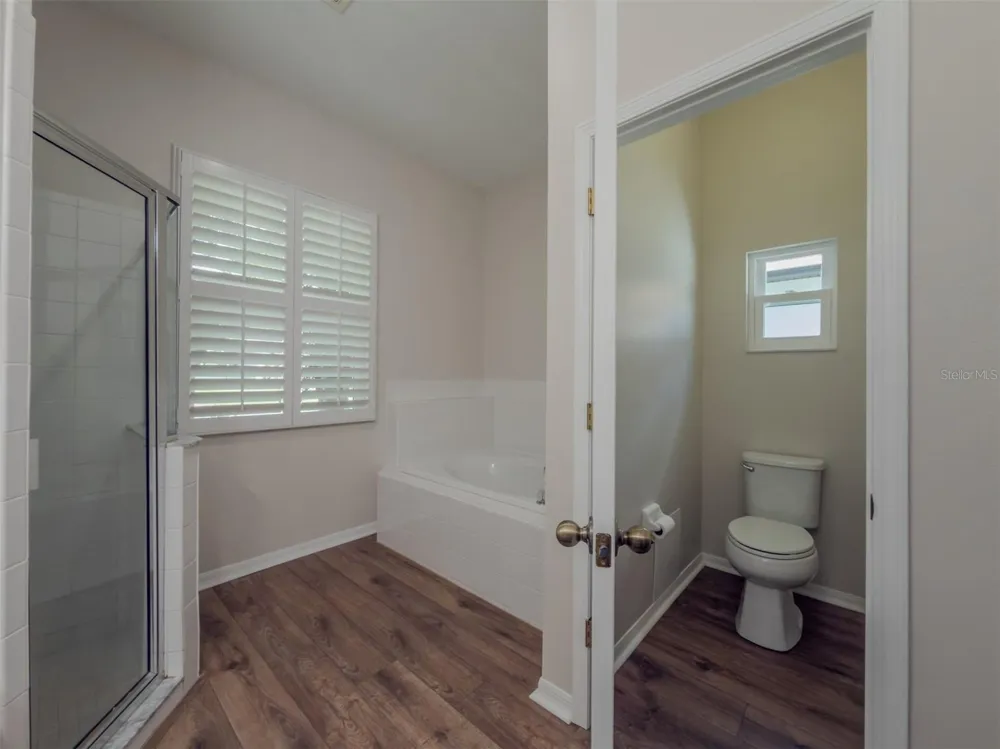 220 TAYLOR BAY LANE Brandon, FL 33510
