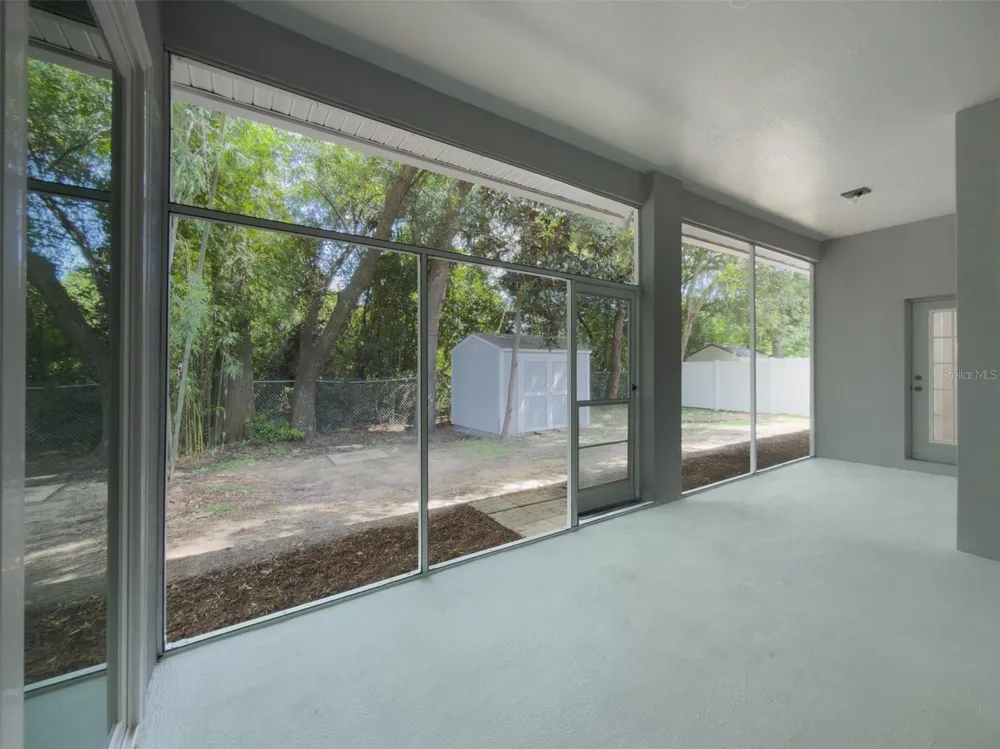 220 TAYLOR BAY LANE Brandon, FL 33510
