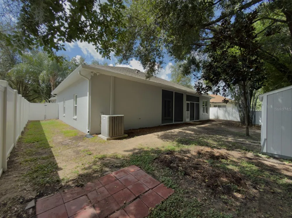 220 TAYLOR BAY LANE Brandon, FL 33510