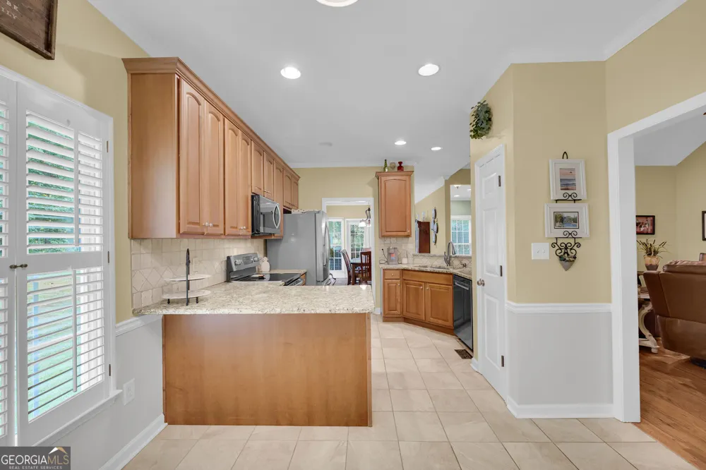 1650 Oconee Crossing CIR Bogart, GA 30622