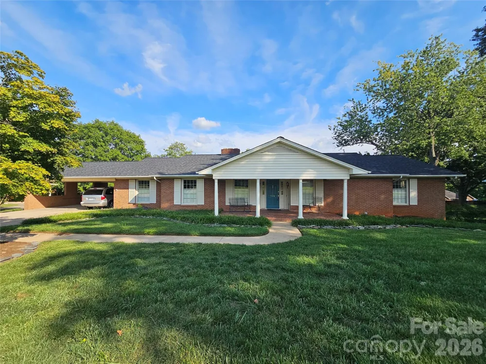 524 Country Club Circle Shelby, NC 28150