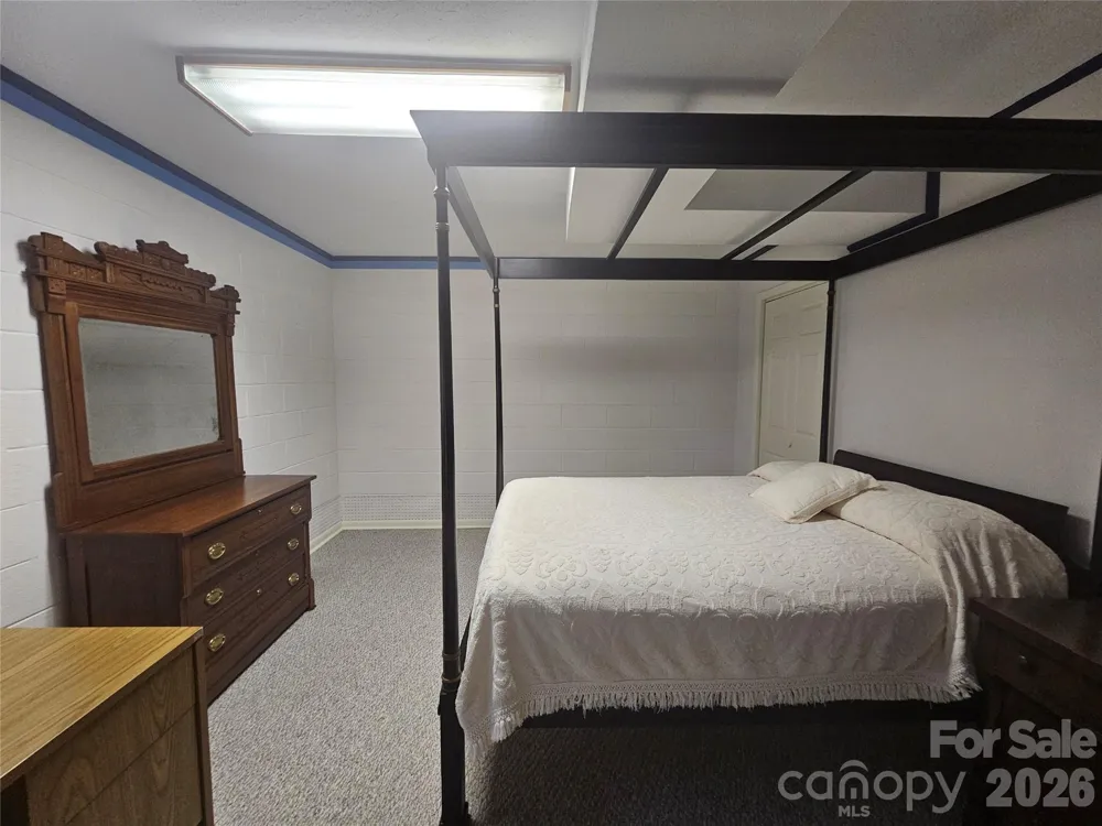 524 Country Club Circle Shelby, NC 28150