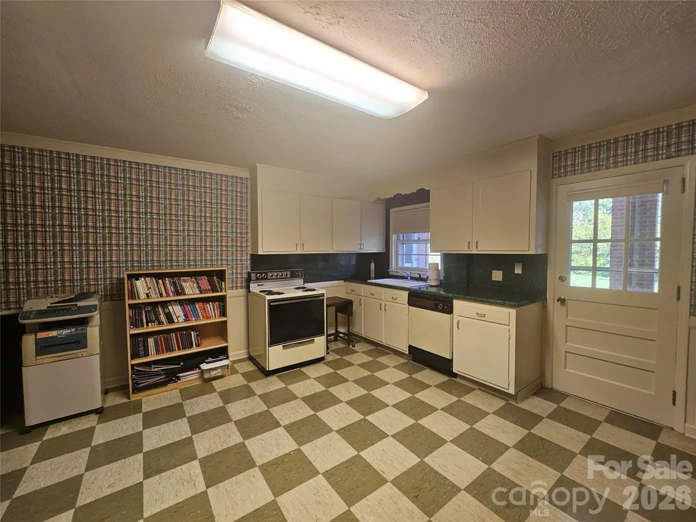 524 Country Club Circle Shelby, NC 28150