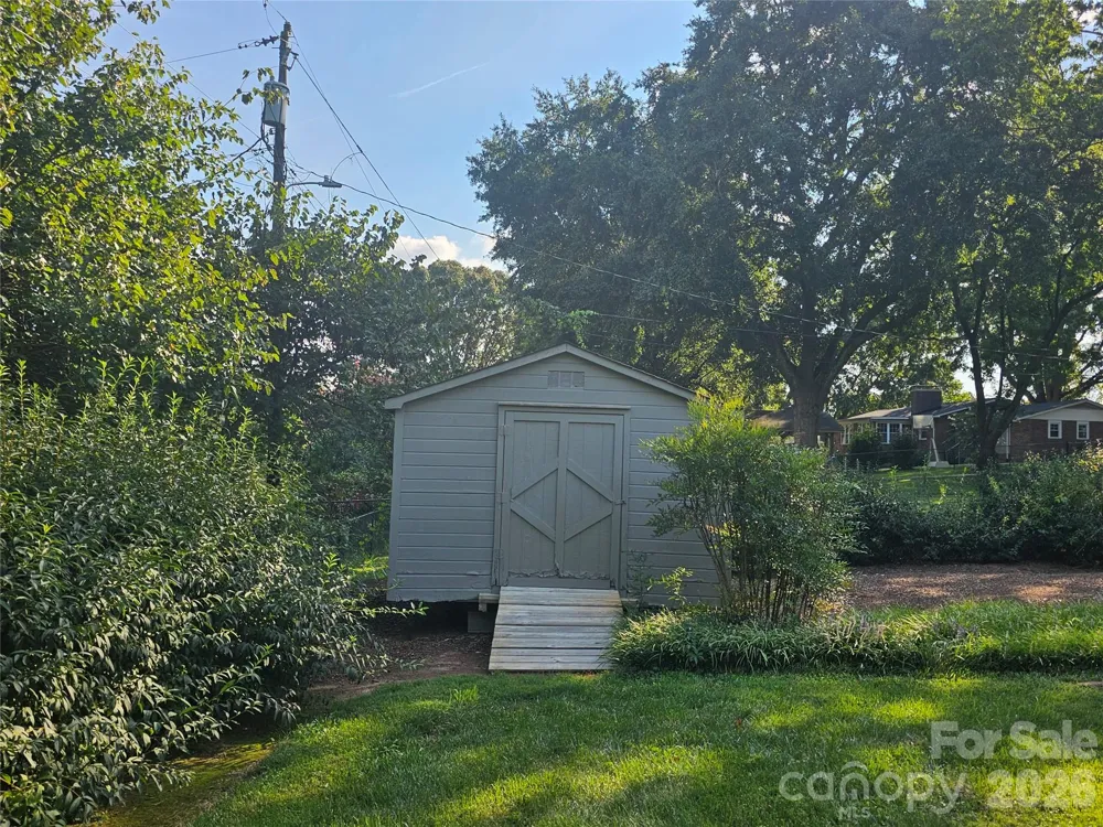 524 Country Club Circle Shelby, NC 28150