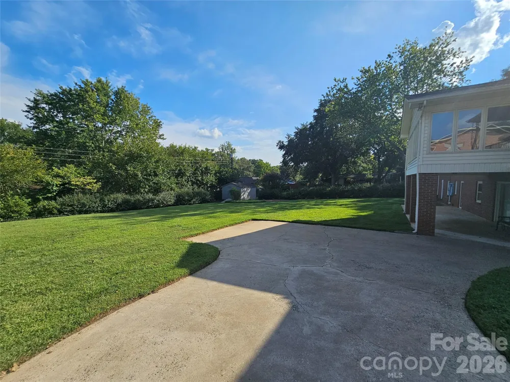 524 Country Club Circle Shelby, NC 28150