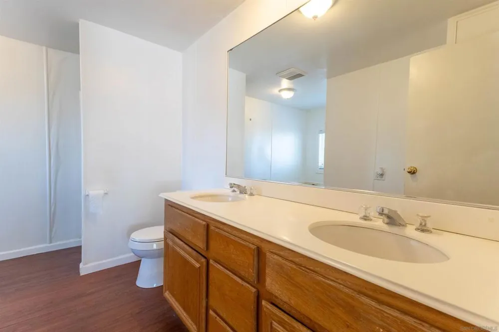 4660 N. River Road #80 Oceanside, CA 92057