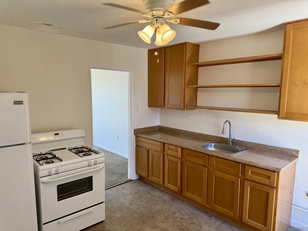 3521 Clairemont Mesa Blvd San Diego, CA 92117