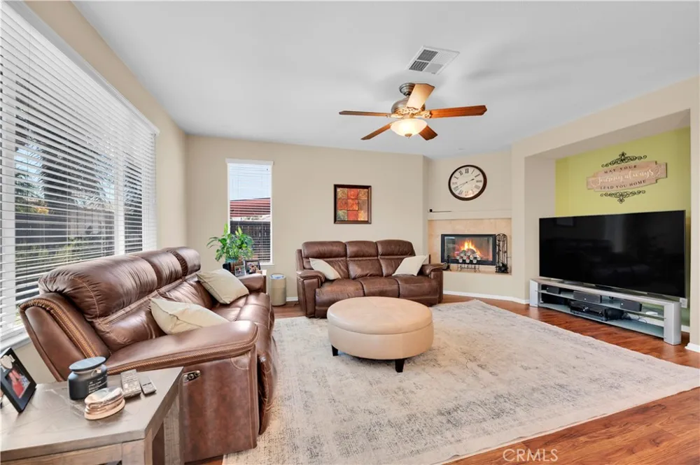 26673 Fork Sun City, CA 92586