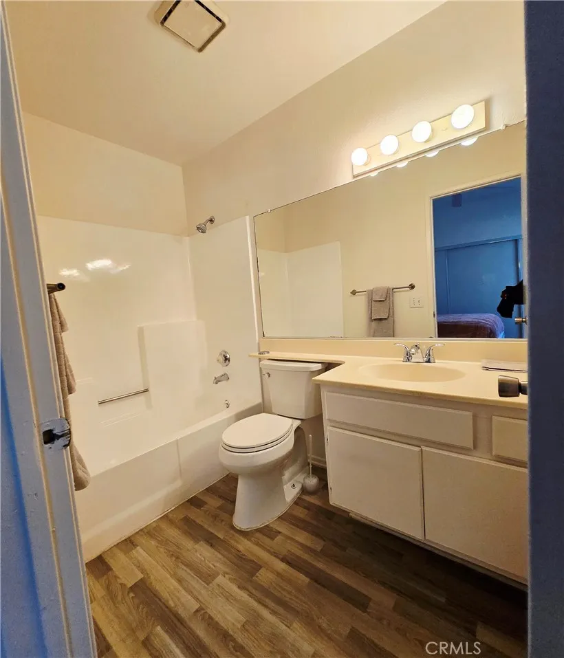 42995 Park #2 Palm Desert, CA 92260