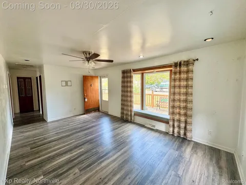 39089 Wade Road