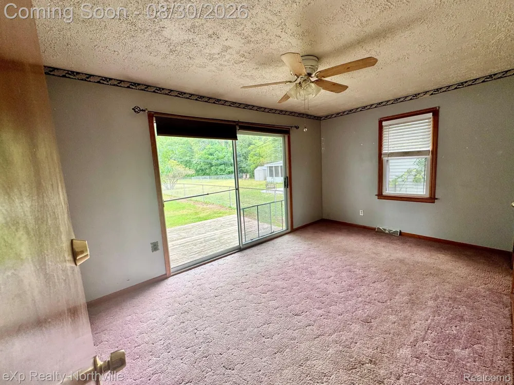 39089 Wade Road Romulus City, MI 48174