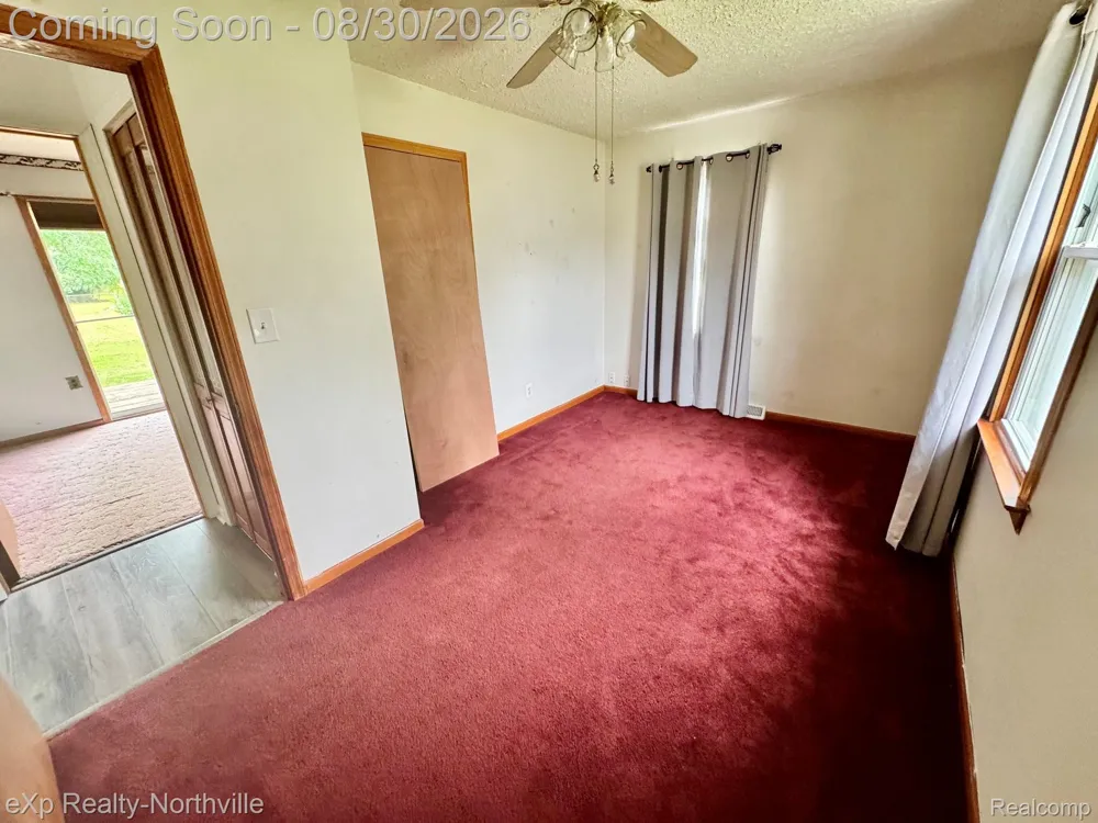39089 Wade Road Romulus City, MI 48174