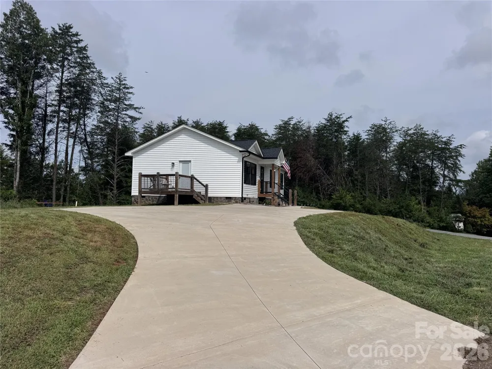 3535 High West Drive Lenoir, NC 28645