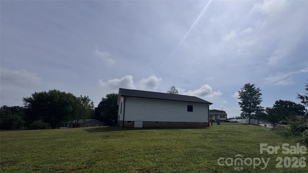 3535 High West Drive Lenoir, NC 28645