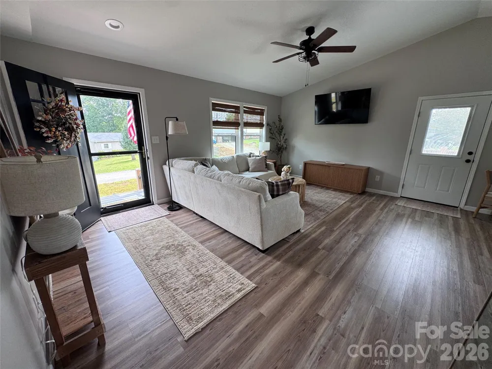 3535 High West Drive Lenoir, NC 28645