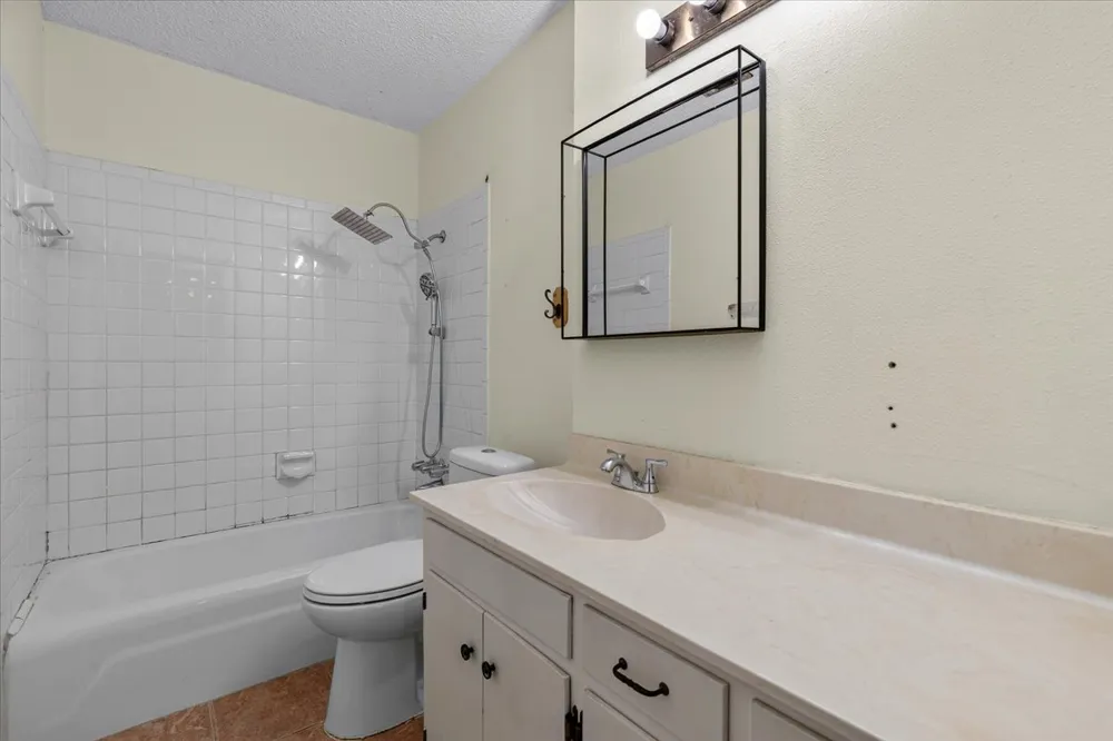 11309 January Drive Austin, TX 78753