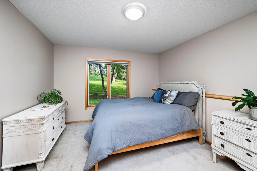 7021 Howard Lane Eden Prairie, MN 55346