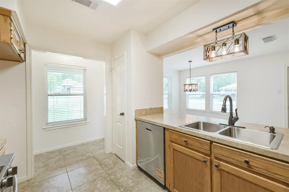 28814 Champion Oaks Drive Magnolia, TX 77354