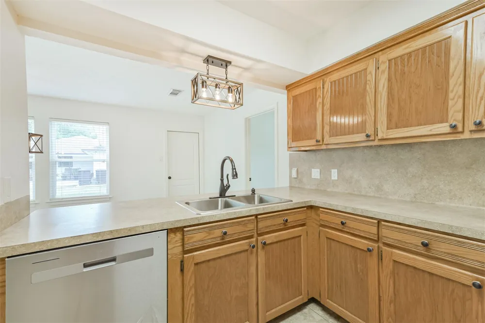 28814 Champion Oaks Drive Magnolia, TX 77354