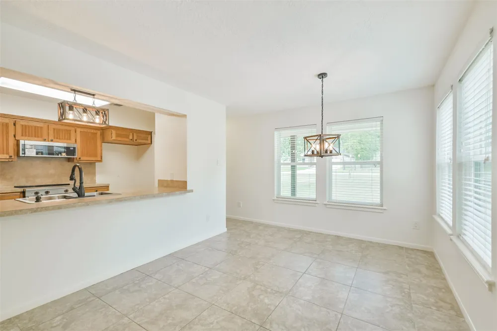28814 Champion Oaks Drive Magnolia, TX 77354