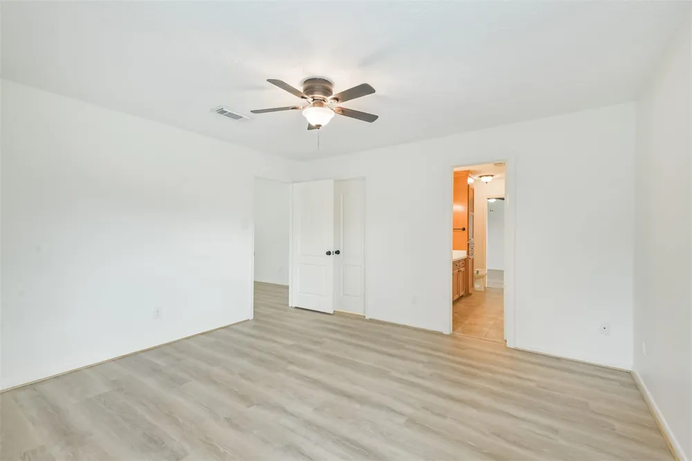 28814 Champion Oaks Drive Magnolia, TX 77354