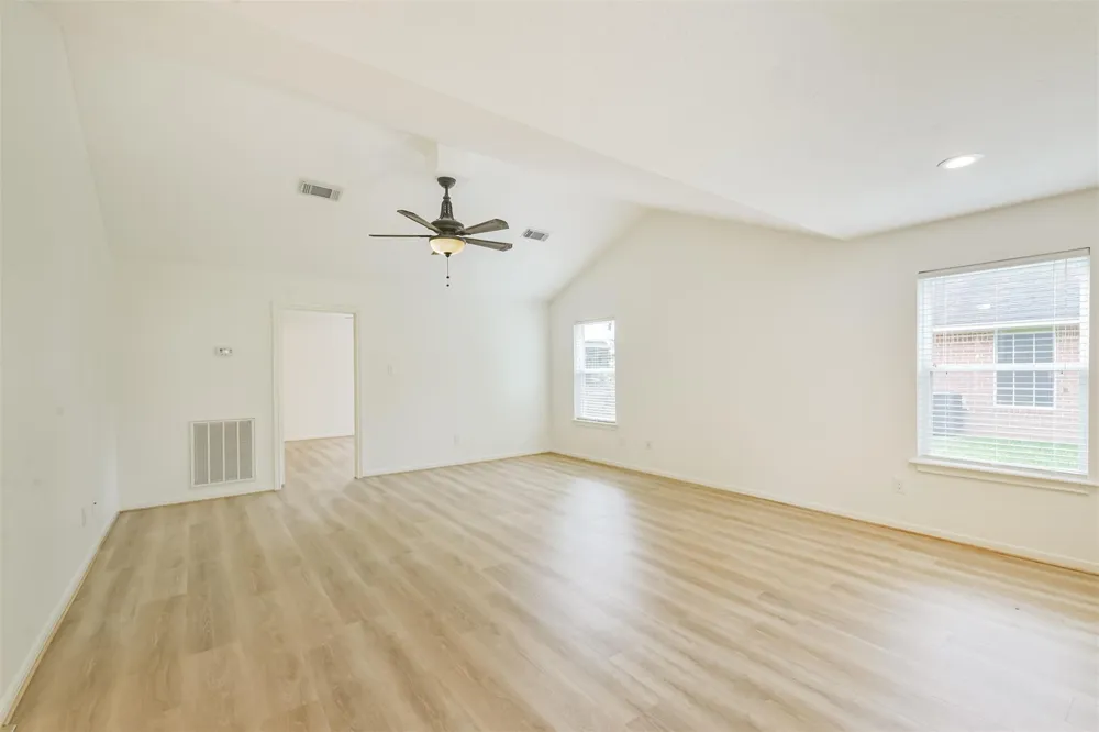 28814 Champion Oaks Drive Magnolia, TX 77354