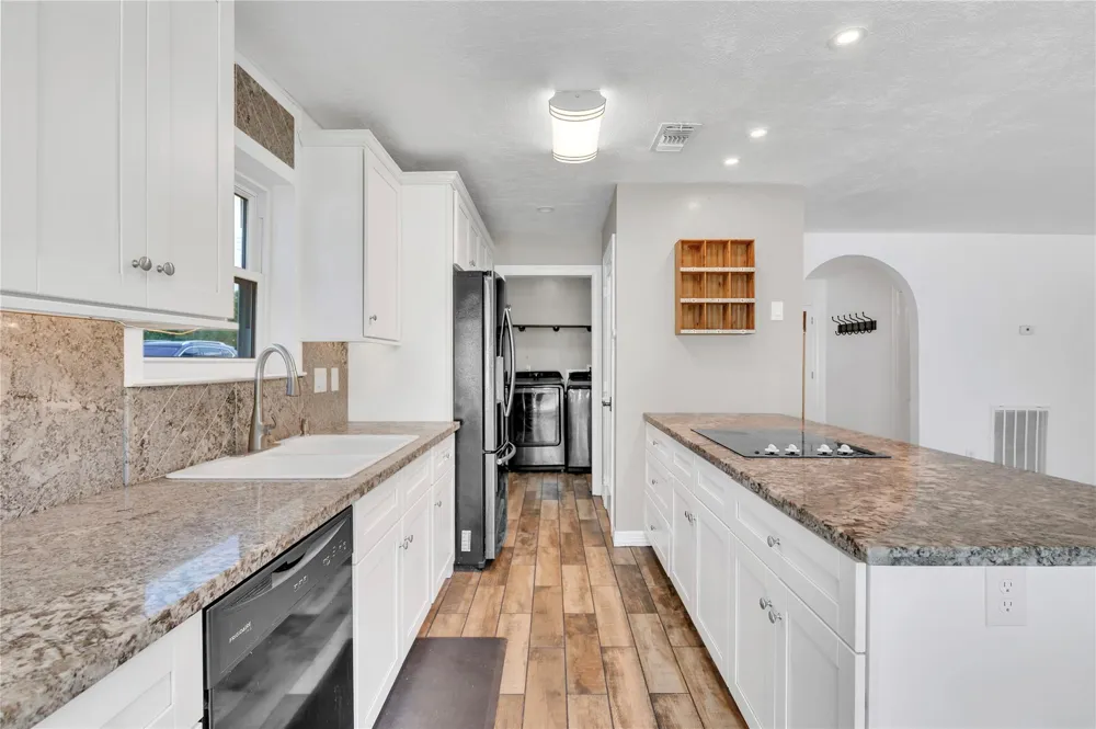 14608 Ash Road Santa Fe, TX 77517