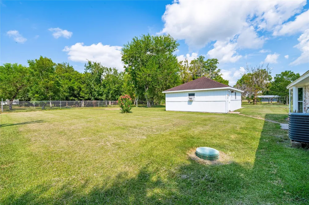 14608 Ash Road Santa Fe, TX 77517