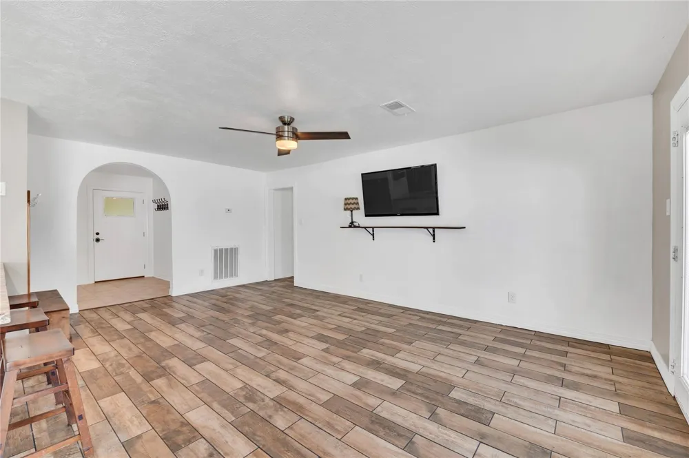 14608 Ash Road Santa Fe, TX 77517