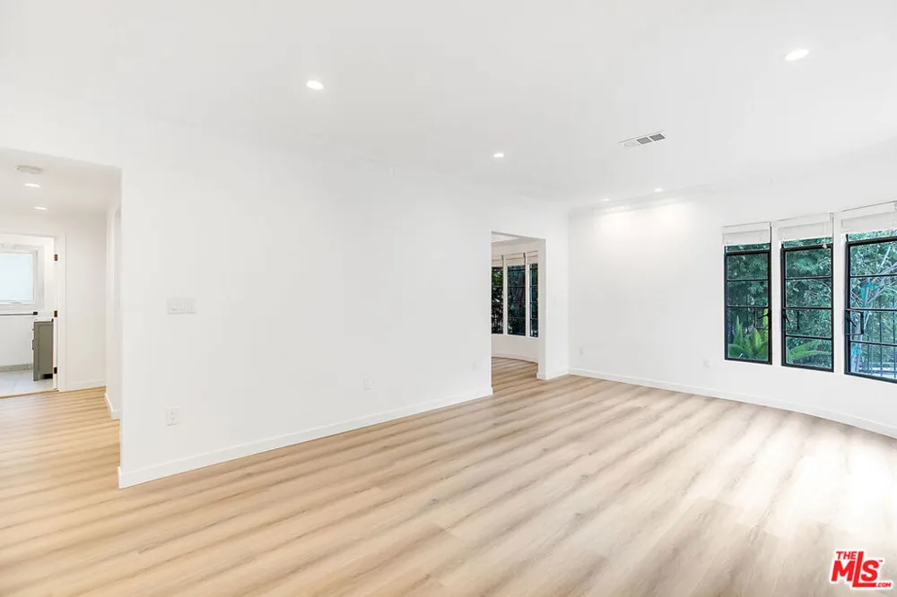 1846 El Cerrito Place Los Angeles, CA 90068