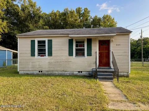 307 Diana Street