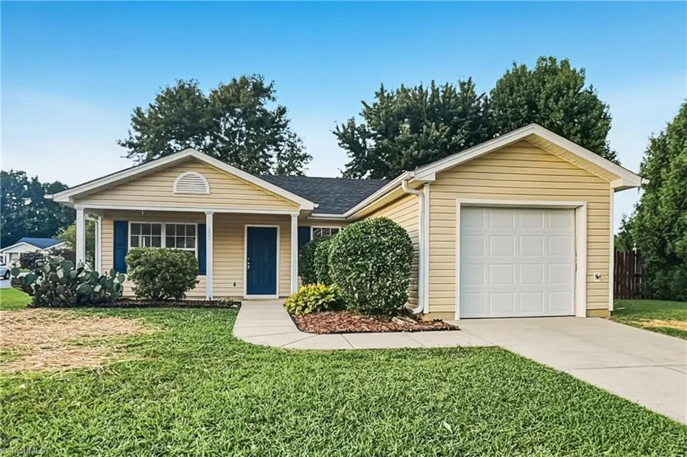100 Carmel Court Kernersville, NC 27284