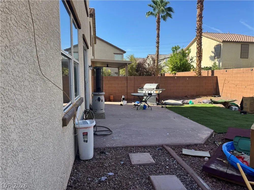 6037 Mazeno Peak Street North Las Vegas, NV 89031