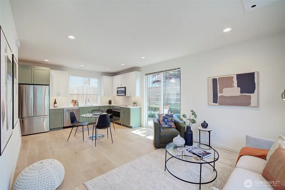 8319 25th Avenue NW Seattle, WA 98117