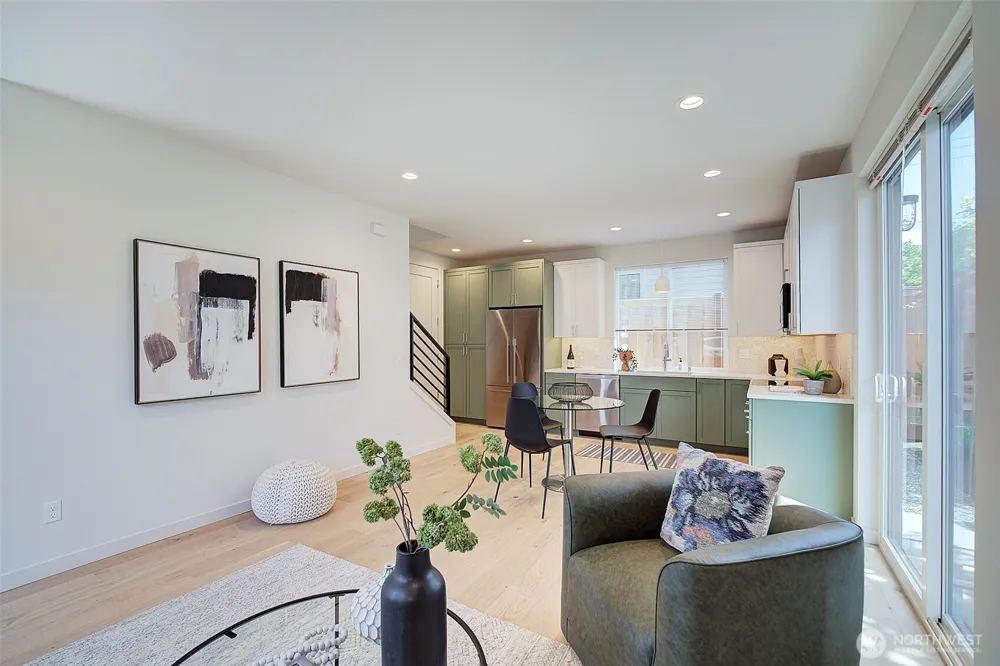 8319 25th Avenue NW Seattle, WA 98117