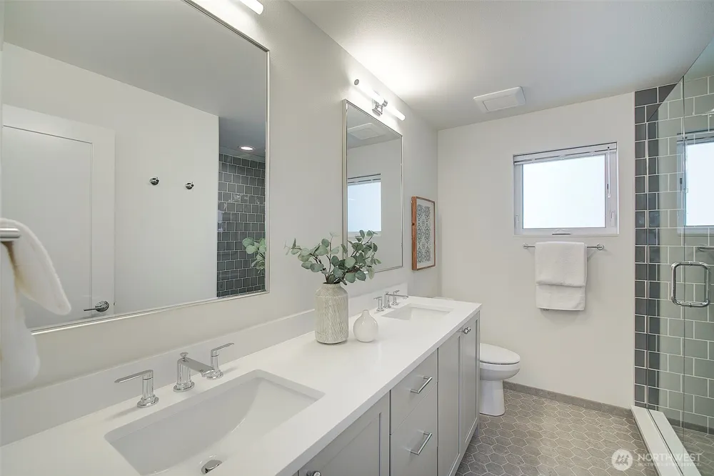 8319 25th Avenue NW Seattle, WA 98117