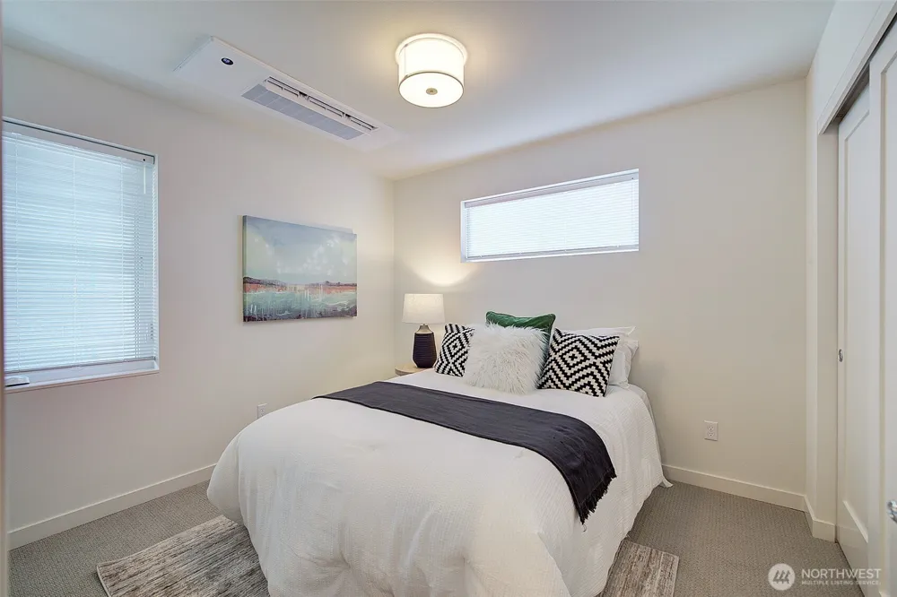8319 25th Avenue NW Seattle, WA 98117