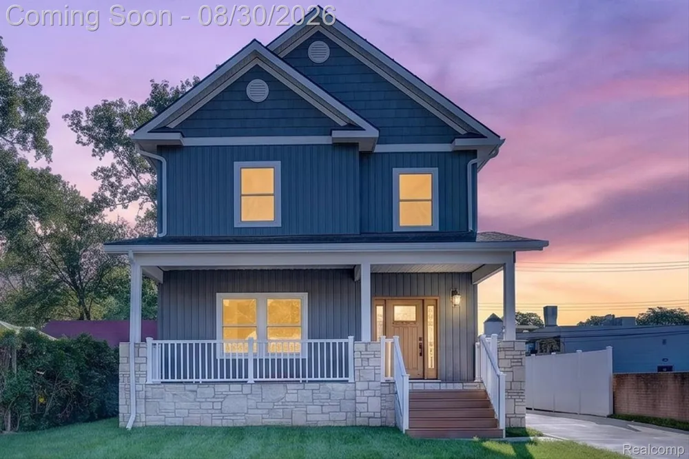 1820 Robina Avenue Berkley City, MI 48072